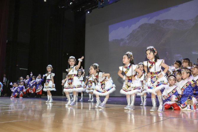 仁濟方江輝幼兒表演「藏舞搖曳展風姿」