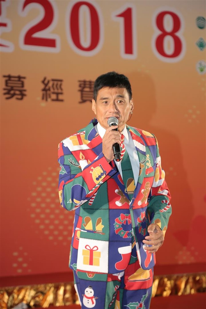 艺员王俊棠於现场落力表演