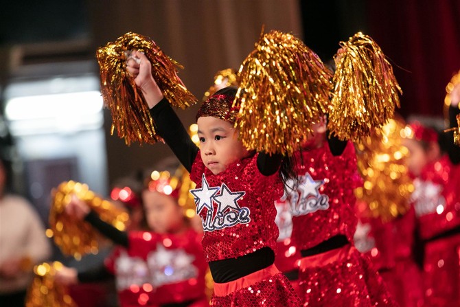 仁濟醫院裘錦秋幼稚園/幼兒中心幼兒使出渾身解數，載歌載舞