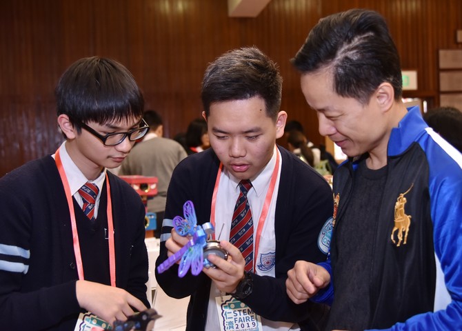 仁濟學生分享3D打印創意作品的製作過程