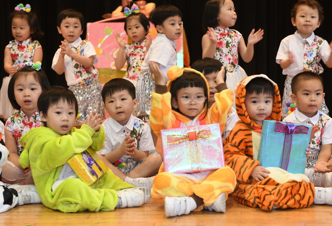 仁濟醫院方江輝幼稚園/幼兒中心幼兒精靈活潑，開心賀校慶