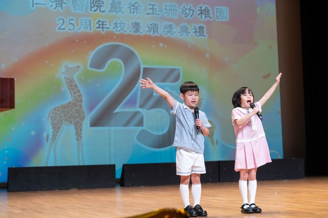 畢業同學致謝詞，感謝老師循循善誘，悉心教導