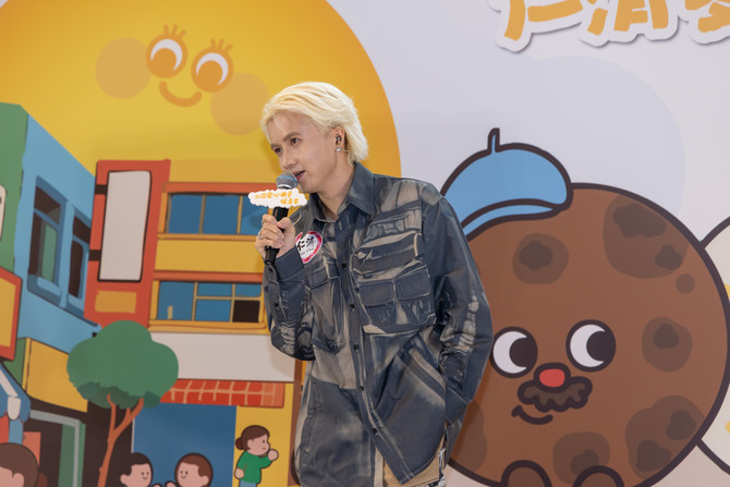 Young Hysan 為「仁濟愛心曲奇暖萬家2025」慈善義賣活動獻唱