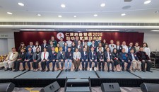 董事局成员及一众嘉宾与王婉蓉副署长合照
