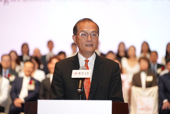 醫務衞生局盧寵茂局長為交代就職典禮致辭