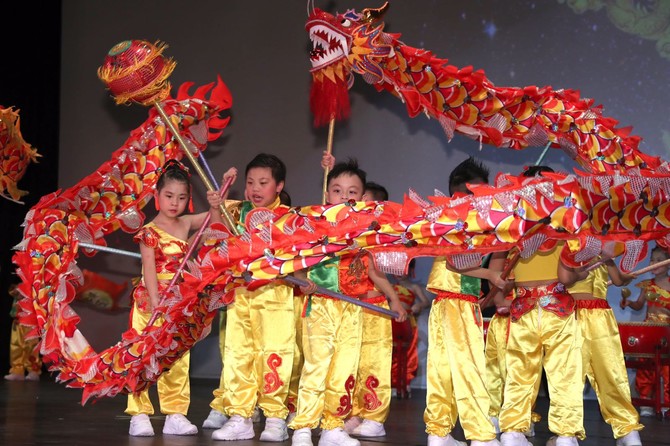 院属董伯英幼稚园/幼儿中心表演「『董』舞飞扬贺金禧」