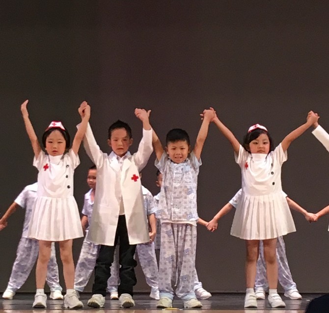 院屬裘錦秋幼稚園/幼兒中心表演「『童』揚醫護心」