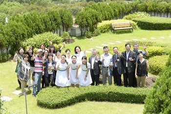 綠化校園-院屬第二中學榮獲「綠化校園工程獎」冠軍(園藝保養)