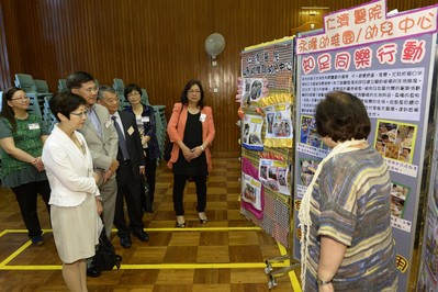 各学校以展板介绍他们举办的环保项目及以话剧形式分享他们学习到的环保知识